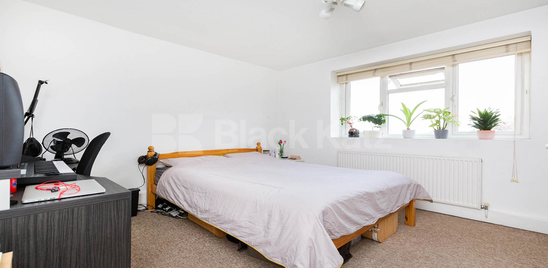 			1 Bedroom, 1 bath, 1 reception Flat			 Muswell Hill , Muswell Hill